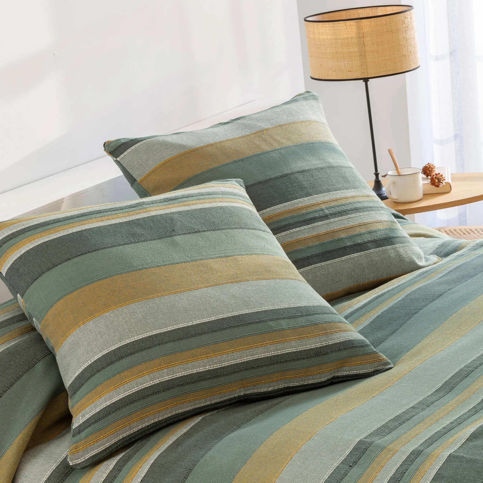 Zeildoekstof<Blancheporte Veelkleurig artisanaal geweven sprei of plaid grijsgroen