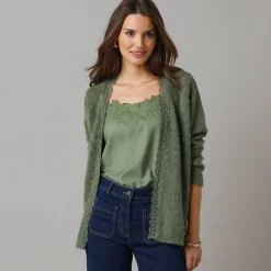 Trui En Vest<Lora Zellini Vest in harig tricot, detail in macramé groen
