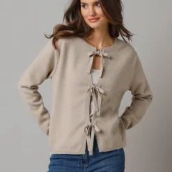 Trui En Vest<Lora Zellini Vest met knooplintjes en lange mouwen, wolmix beige