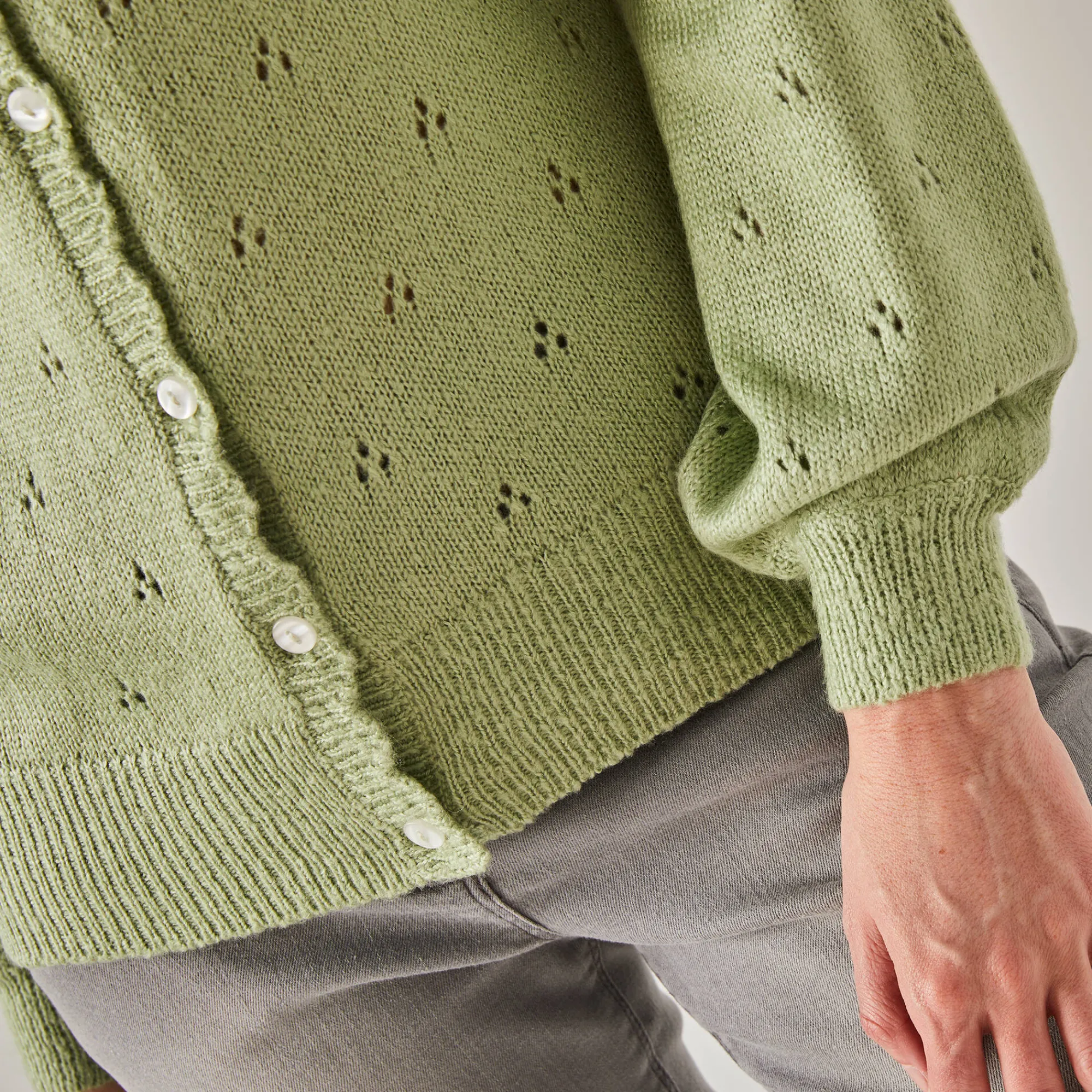 Trui En Vest<Blancheporte Vest met knoopsluiting en geschulpte afwerking, pointelletricot met mohairtouch watergroen