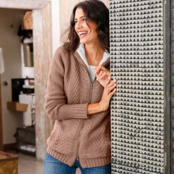 Trui En Vest<Blancheporte Vest met rits en kabelmotieven, gevoerd met pluchetricot taupe