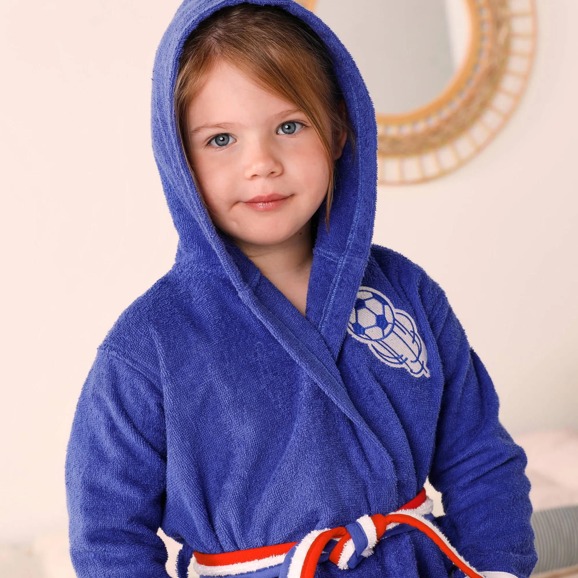 Badjas|Handdoek En Badlaken Kids<Colombine des petits Voetbal kinderbadjas met kap, katoenen badstof - 340 g/m² felblauw
