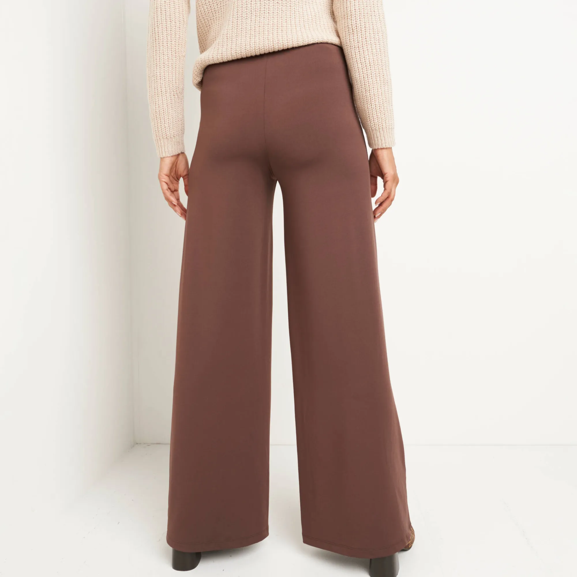 Broek<Blancheporte Wijde broek in rekbaar tricot chocolade