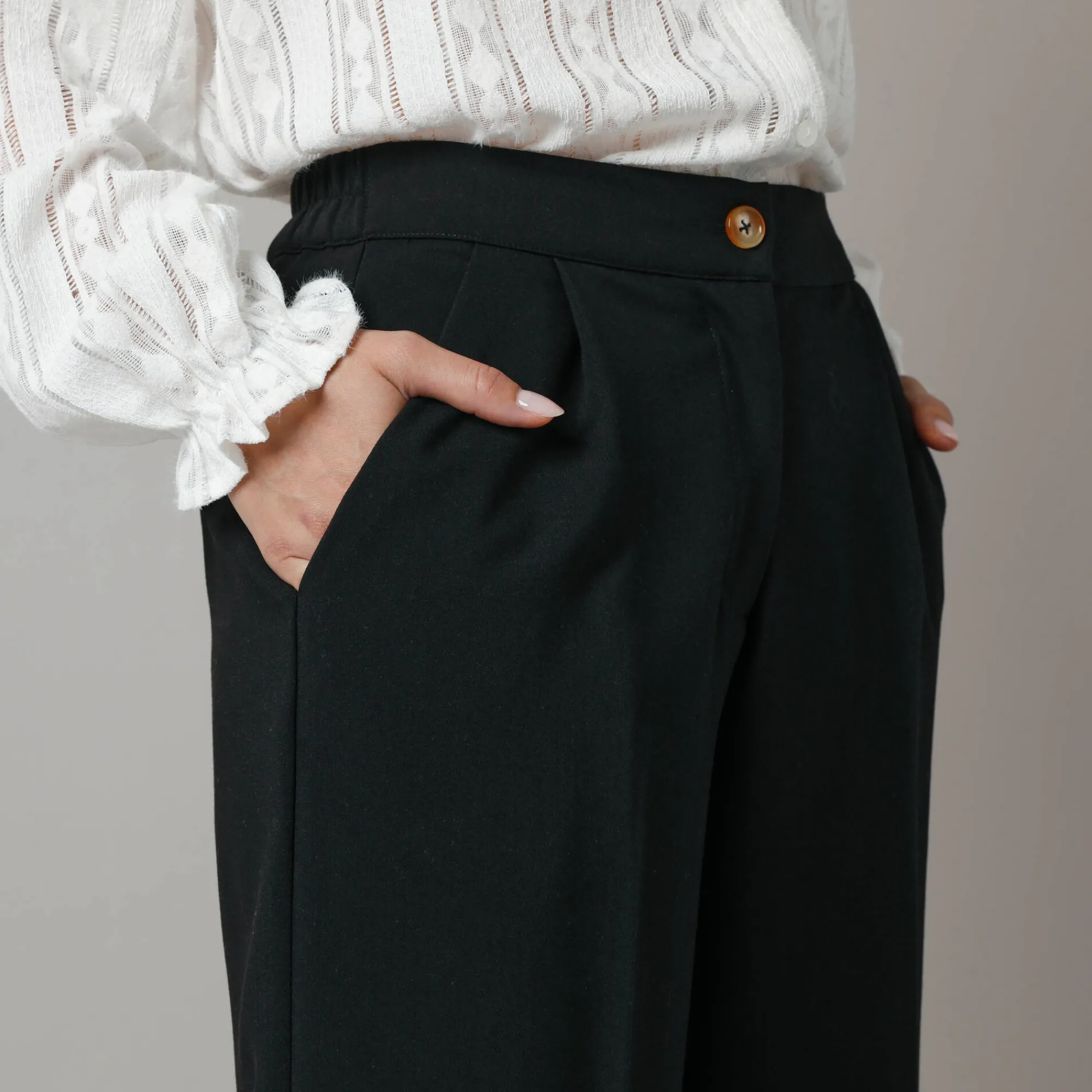Feestoutfits Dames|Broek<Lora Zellini Wijde broek met bandplooien zwart