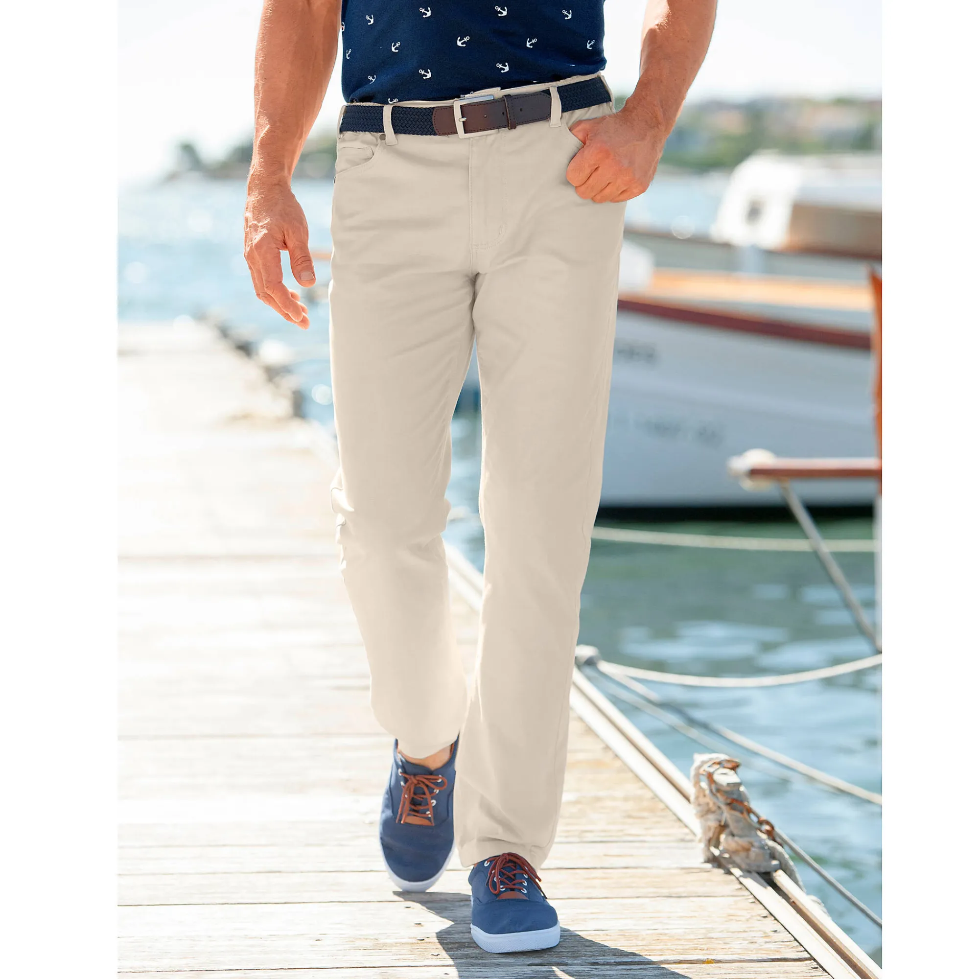 Broek<Blancheporte 5-zakkenbroek, elastisch opzij - binnenpijplengte 72 cm beige